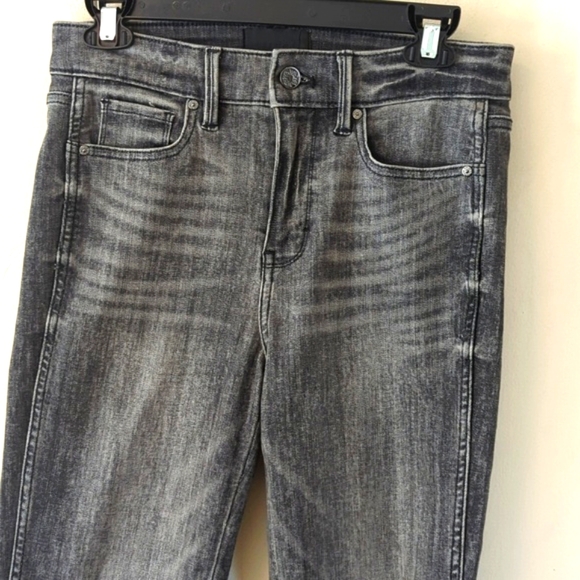 White House Black Market High Rise Straight Leg Jean 2 - Picture 7 of 16